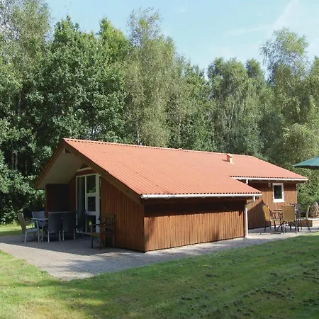 Two-bedroom Holiday In Dom wakacyjny *